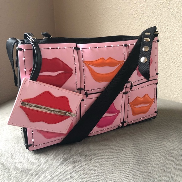 Michael Simon Handbags - VINTAGE Michael Simon S.W.A.K Bag